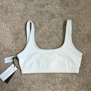 TNA action by aritzia butter mini bra